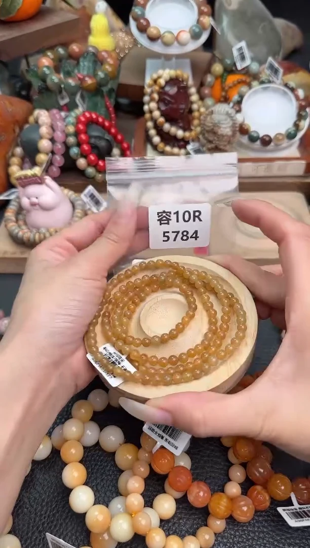 【闪购商品】石英质玉手链未镶嵌10R5784