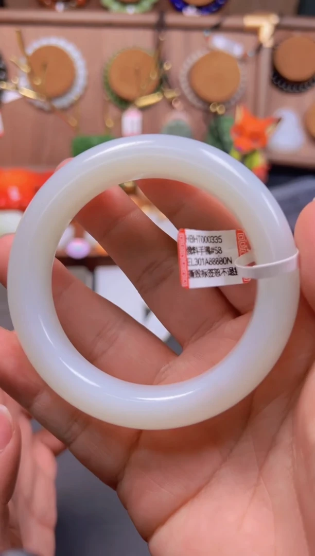 未镶嵌手镯和田玉HBHT000335