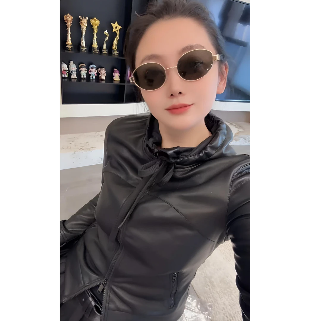 2025新款超软真蛋白皮进口显瘦连帽外套女时尚