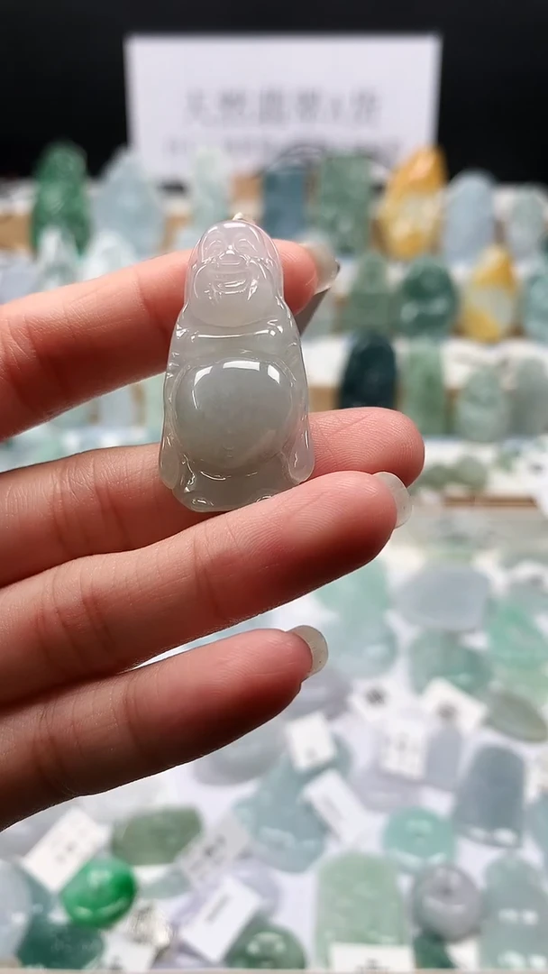 吊坠(不含链)未镶嵌翡翠45站佛