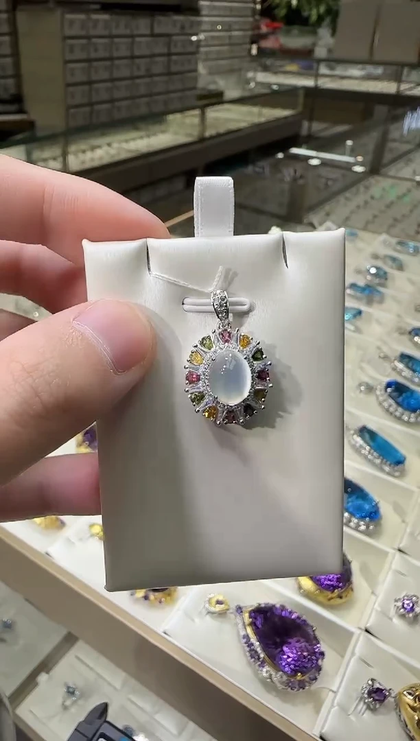 颈饰银S925镶嵌长石白月光设计款