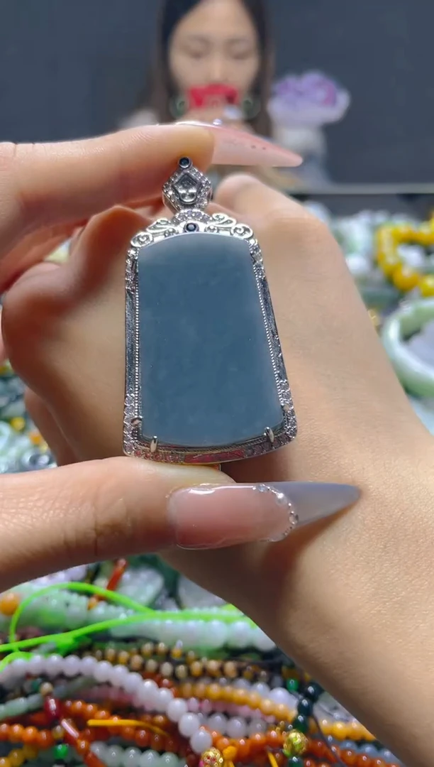 颈饰未镶嵌翡翠/Y/翡翠A货，一件也是批发价