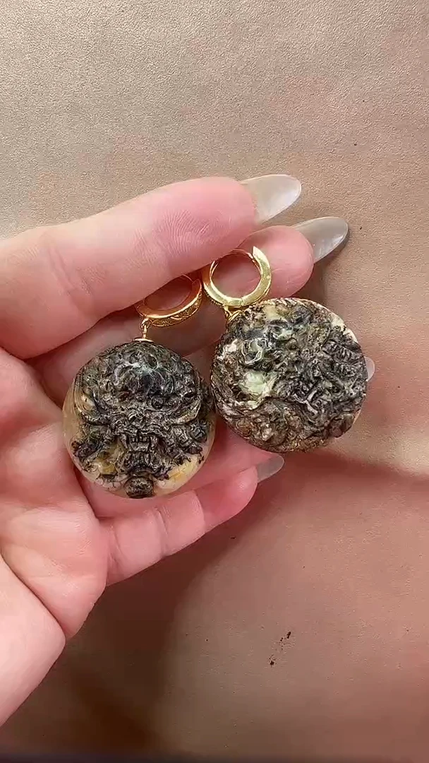 琥珀颈饰未镶嵌耳环