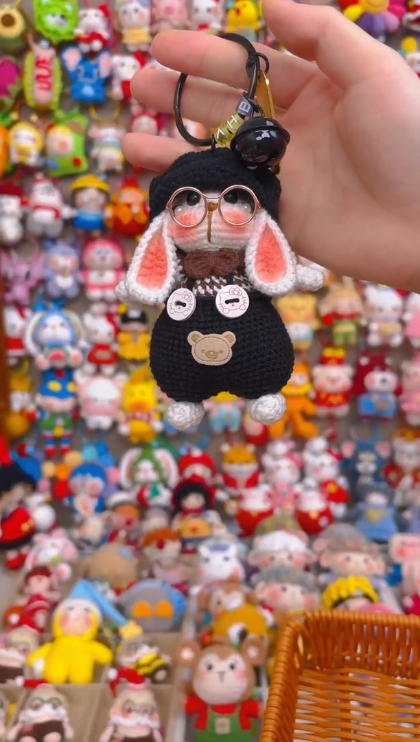 纯手工制作毛线钩织黑色糖兔