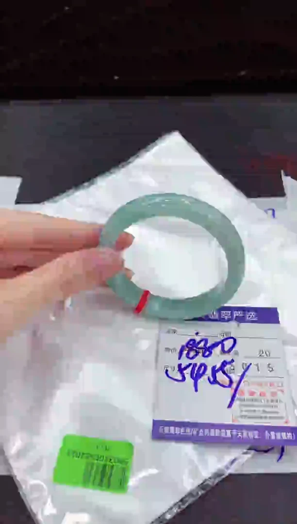 翡翠手镯未镶嵌111111111111111