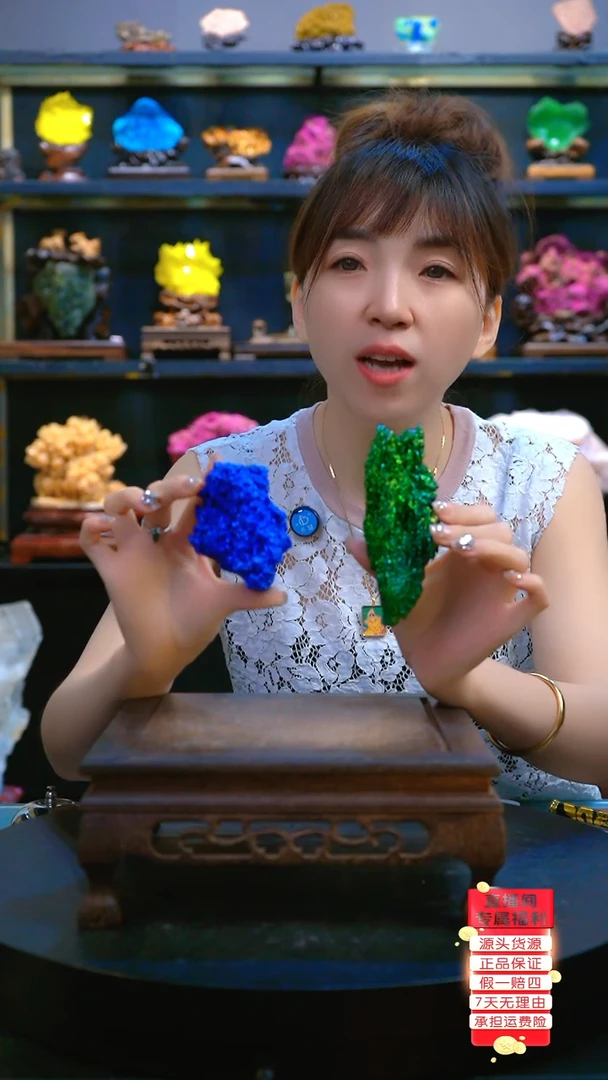 石材精品斑铜矿，矿物晶体摆件