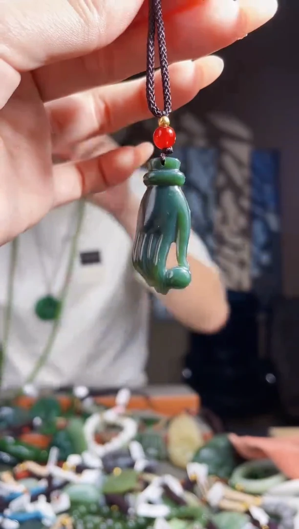 【闪购商品】和田玉颈饰未镶嵌拍一发一