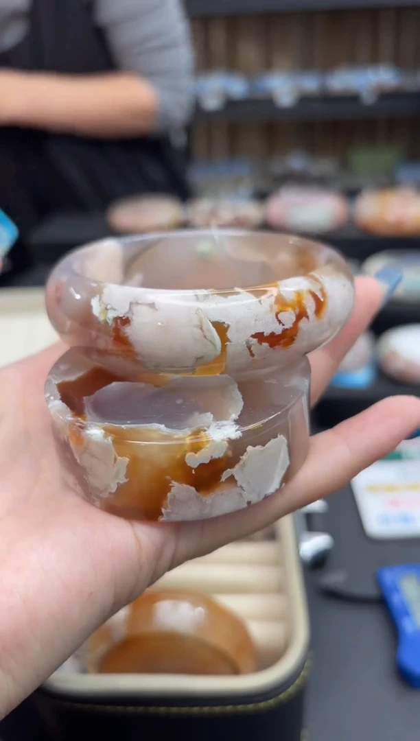 未镶嵌手镯石英质玉7(62圈赠送镯心)