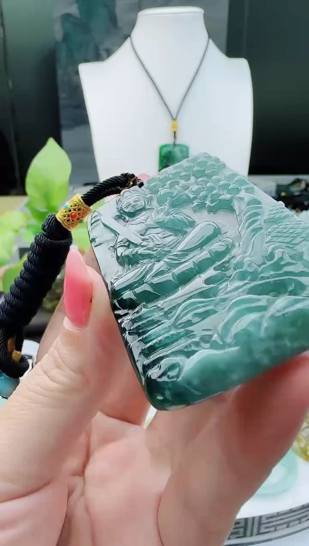 【闪购商品】翡翠颈饰未镶嵌11111111