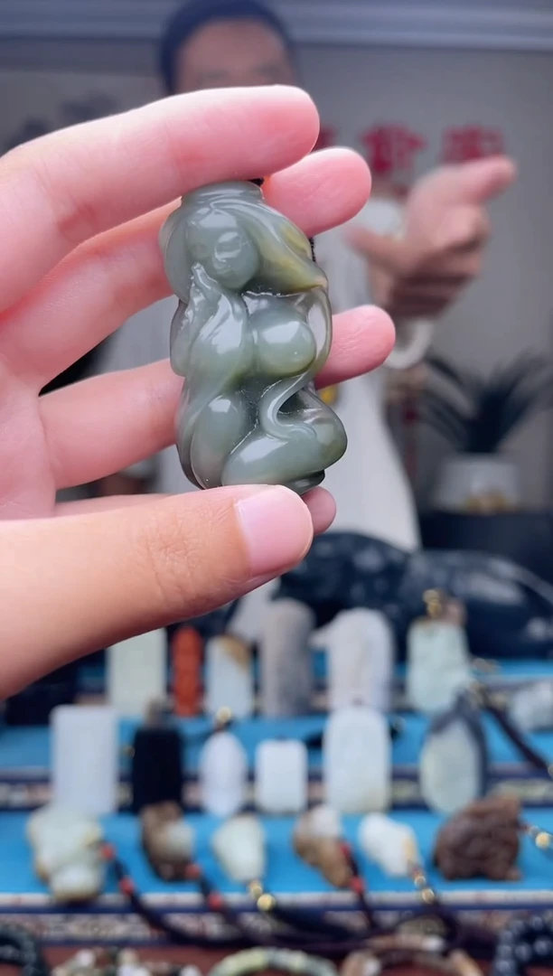 和田玉未镶嵌挂件1