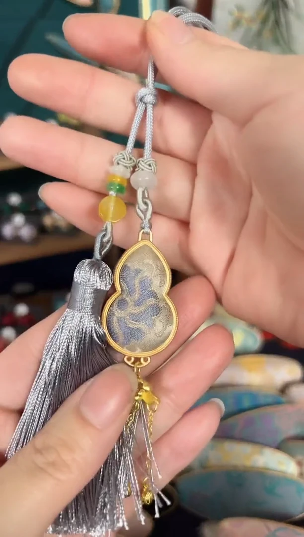 【闪购商品】【一物一拍初五发】浅色葫芦流苏挂件
