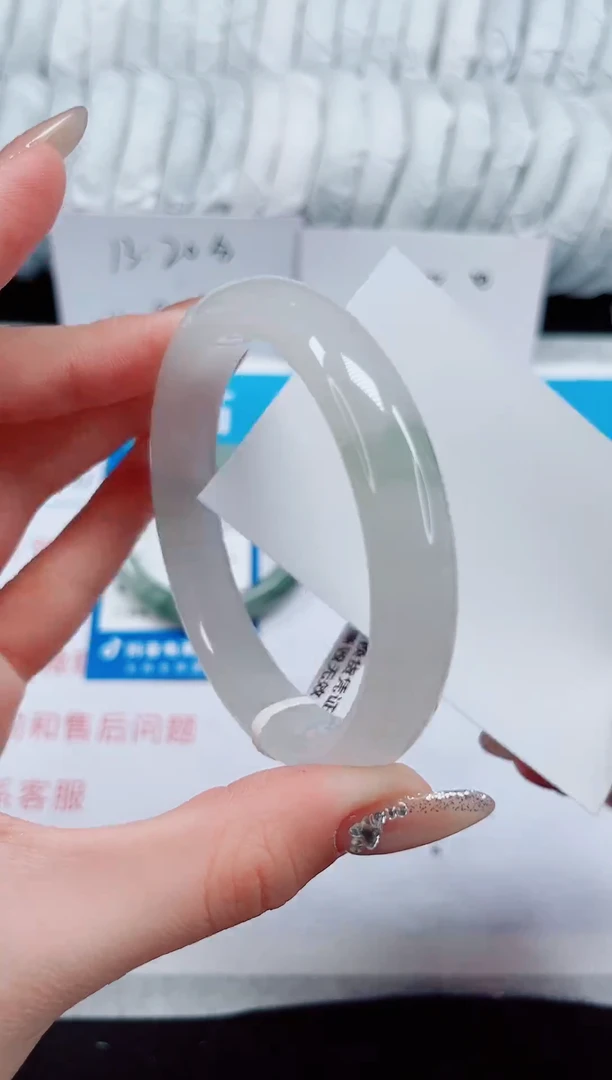 未镶嵌手镯石英质玉257-60/61