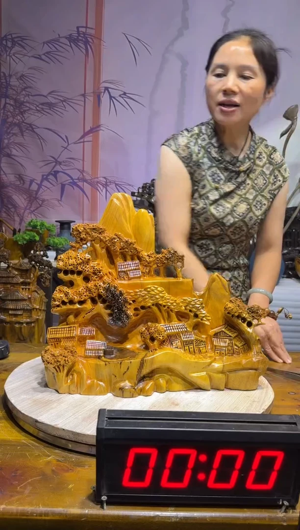 金丝楠何*金丝楠木雕刻摆件