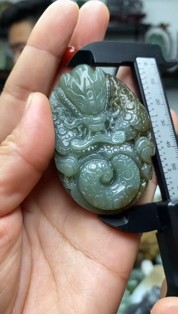 未镶嵌和田玉把件1