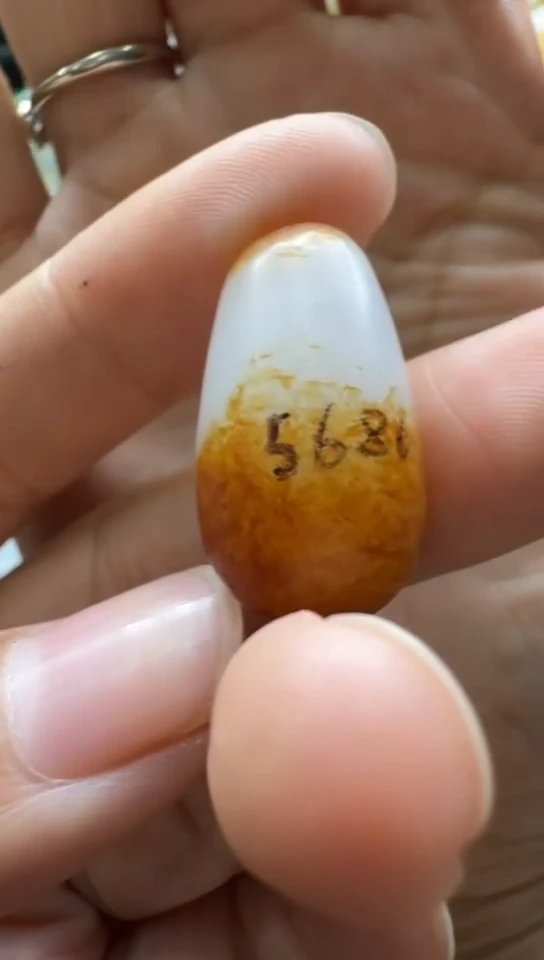 和田玉未镶嵌吊坠(不含链)815和田玉原石吊坠