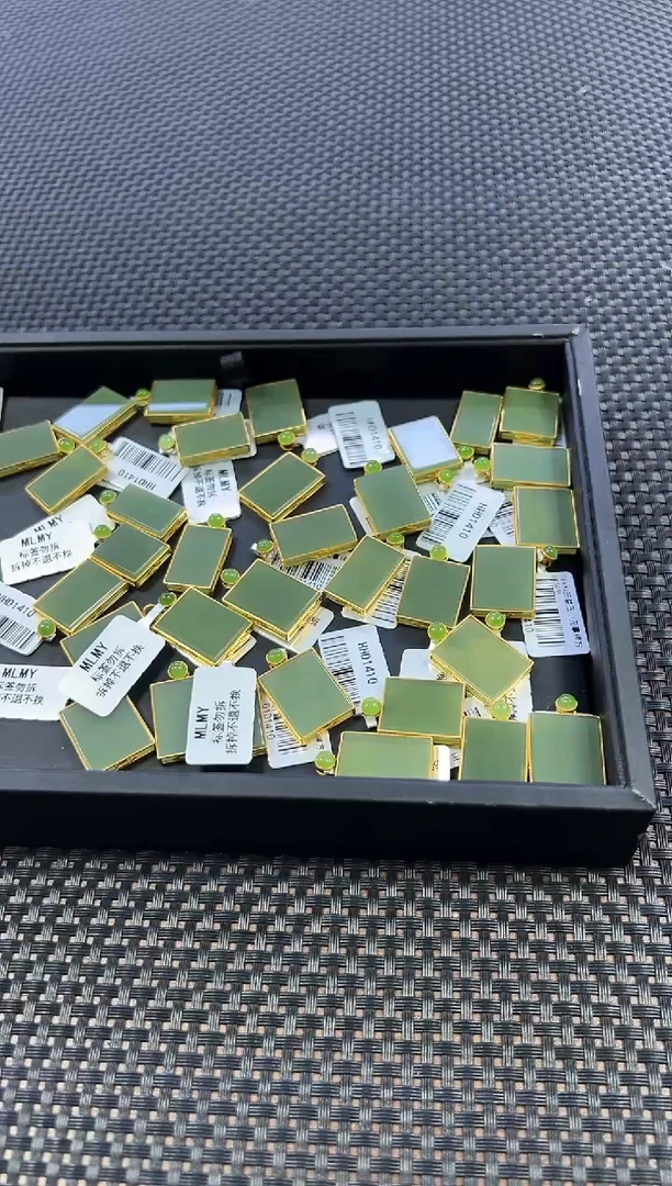 颈饰18K金镶嵌和田玉（多样性发一件）1410