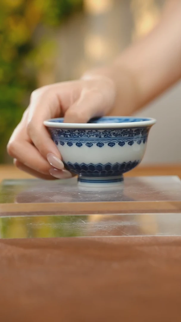 杯子仿清内绘压手80cc