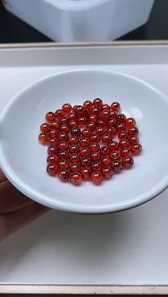 【闪购商品】锆石散珠未镶嵌B2049 红锆石6mm15个13.8元