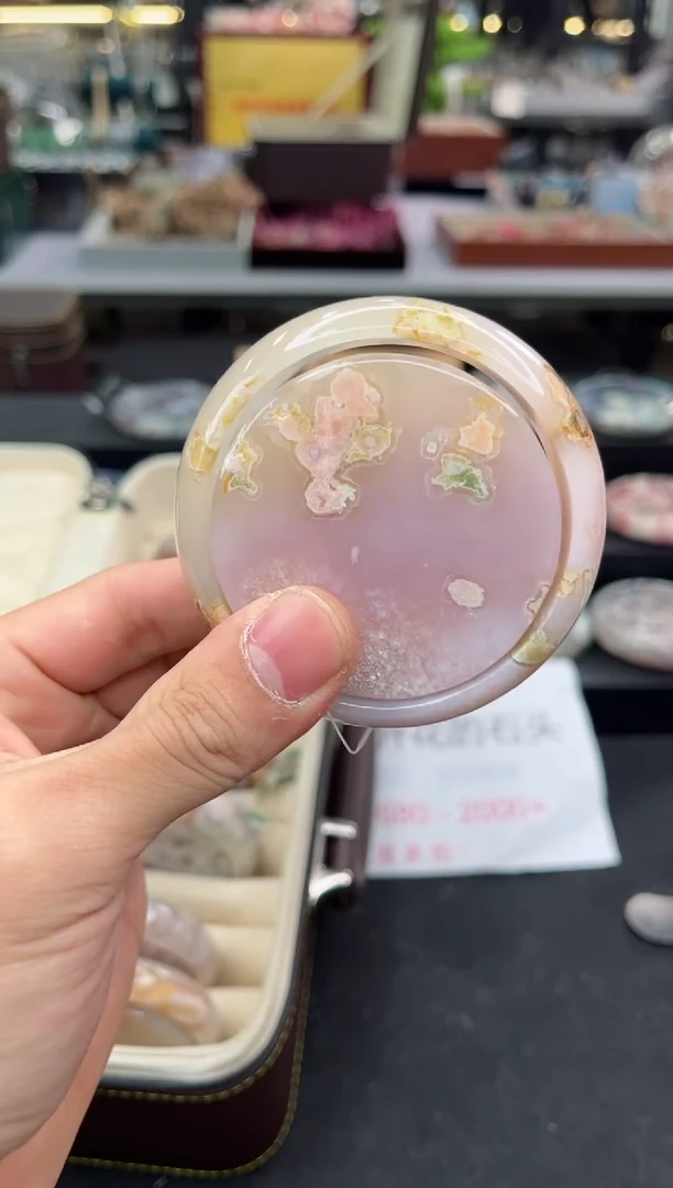 【闪购商品】石英质玉手镯未镶嵌60圈口（赠品镯心）6821079