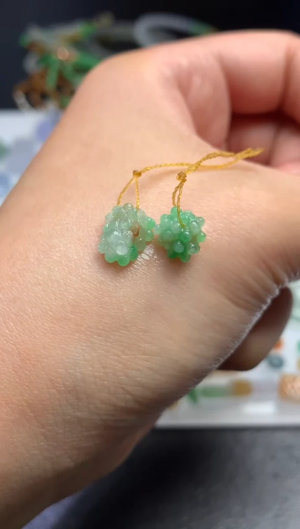 未镶嵌定制翡翠毛货