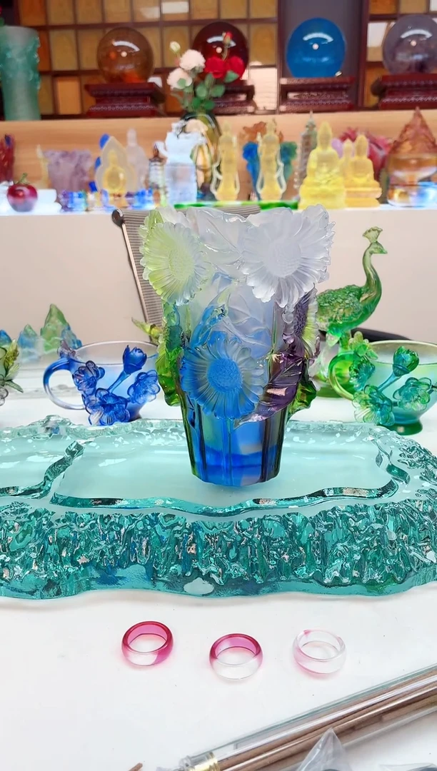 手工艺品琉璃彩色向日葵花瓶16*11公分