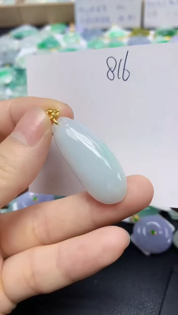 翡翠未镶嵌颈饰天然缅甸翡翠A货