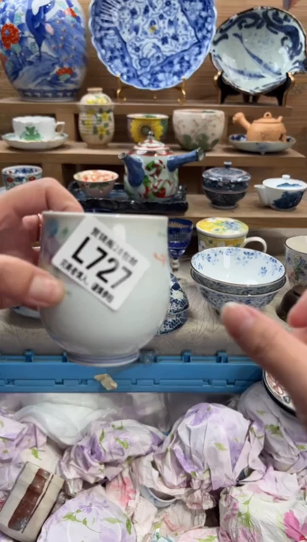 瓷片抖****抖     L727