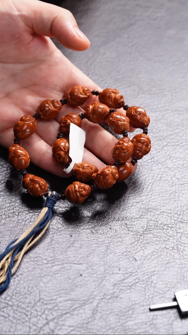 吊坠橄榄核九**、橄榄核