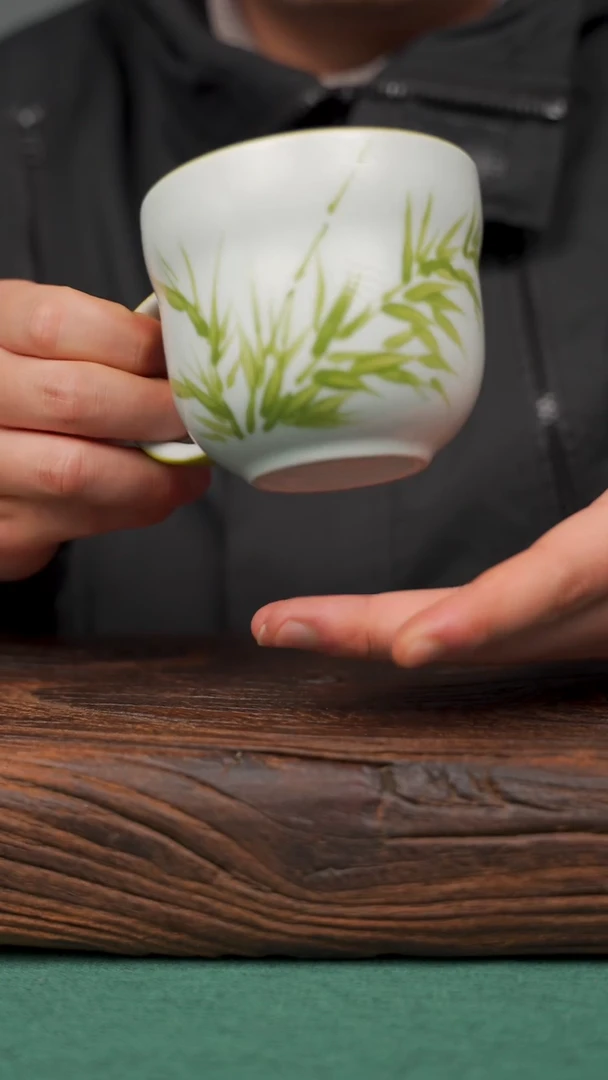 【闪购商品】瓷片76寻一缕瓷香杯釉下手工手绘瓷器