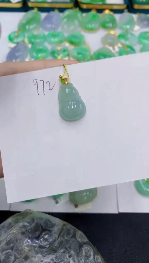 颈饰未镶嵌翡翠 翡翠