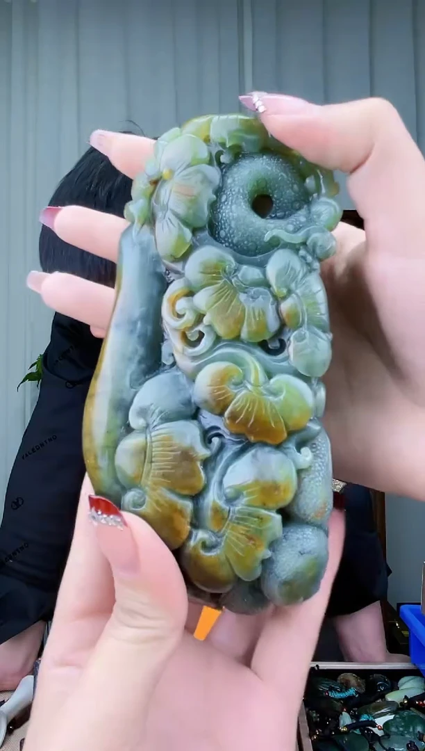 【闪购商品】和田玉挂件未镶嵌拍一发一，多样性发货！