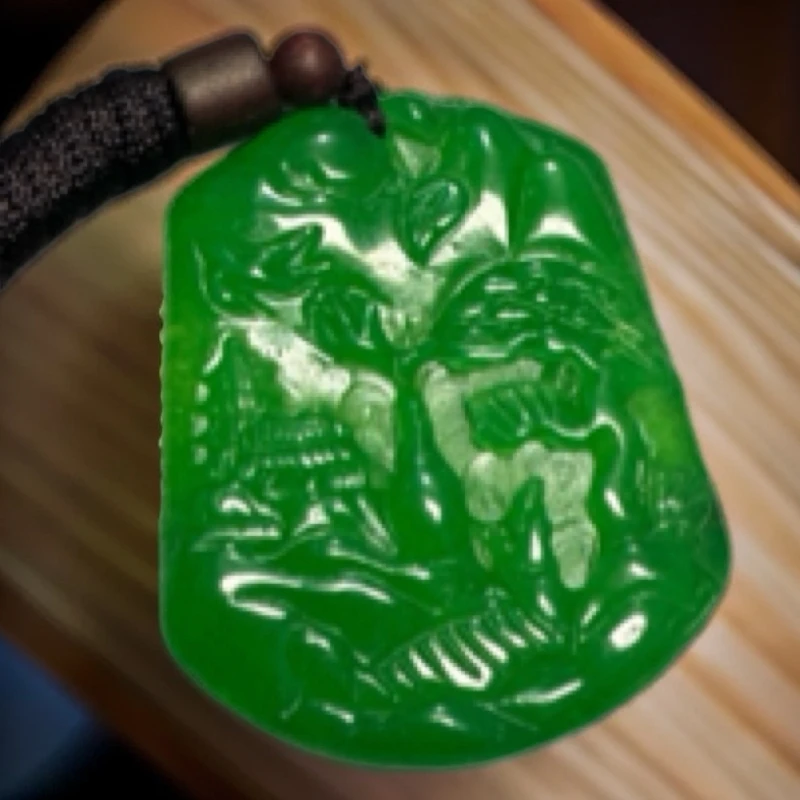 DJYC绿色山水牌吊坠