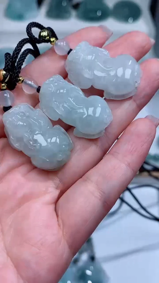 翡翠未镶嵌颈饰吊坠团购多样性发一件