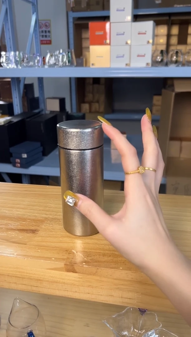 态极-纯钛乐兜杯钛本色