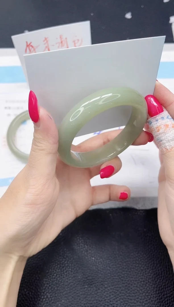 未镶嵌手镯石英质玉170-56.5