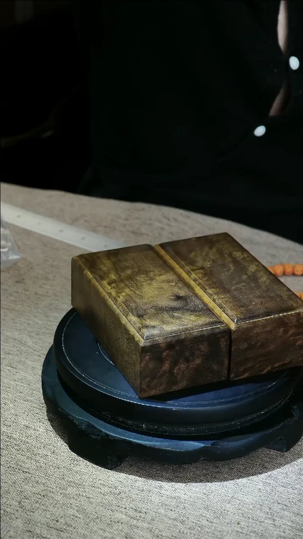 金丝楠虎*金丝楠木抽拉盒