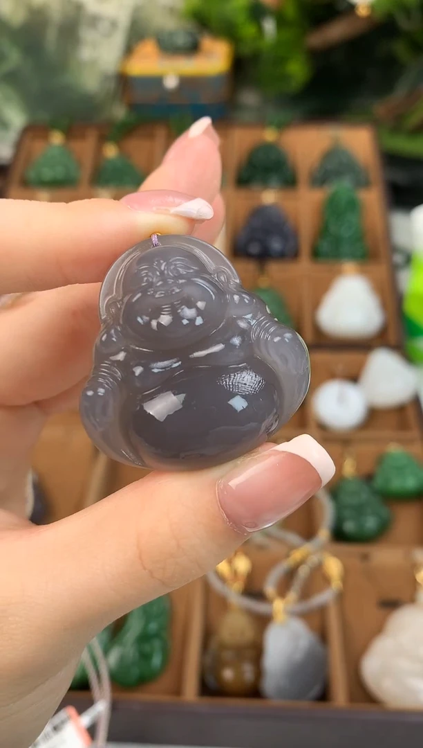 颈饰未镶嵌和田玉吊坠35mm