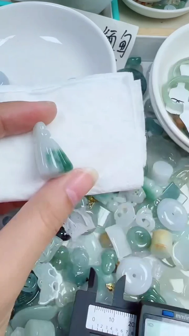 散珠翡翠180号链接，A货翡翠
