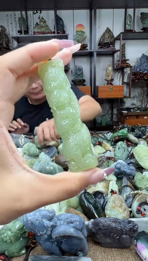 未镶嵌和田玉把件1