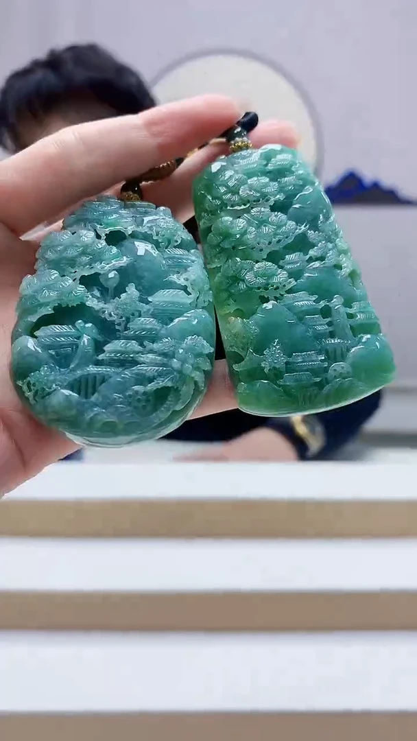 未镶嵌定制翡翠5060zm-毛货一对挂件74