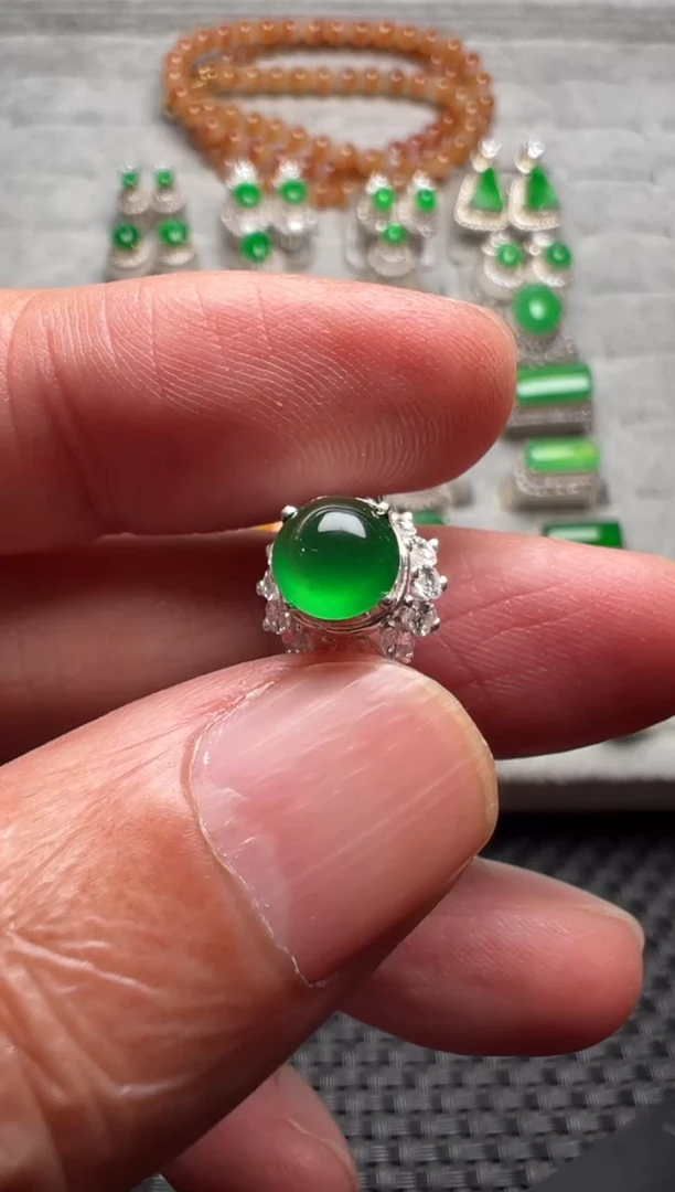 未镶嵌定制翡翠缅甸A货翡翠