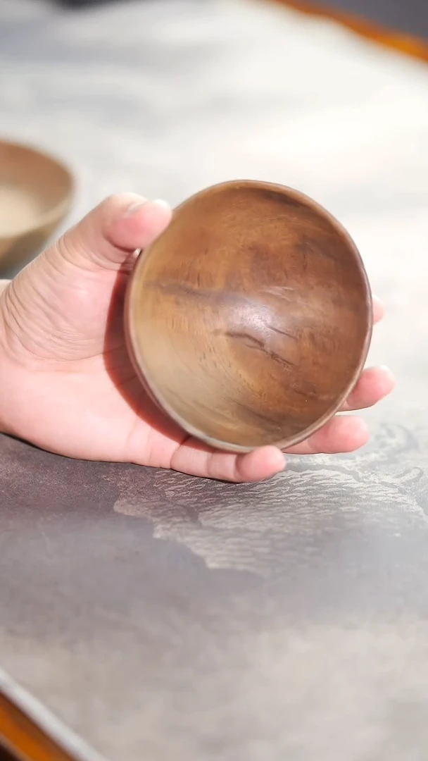 金丝楠132号阴沉木手工原木坚果盘11cm