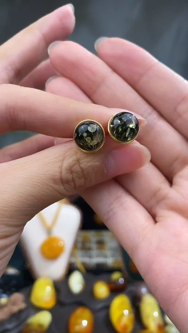 裸石琥珀未镶嵌包邮