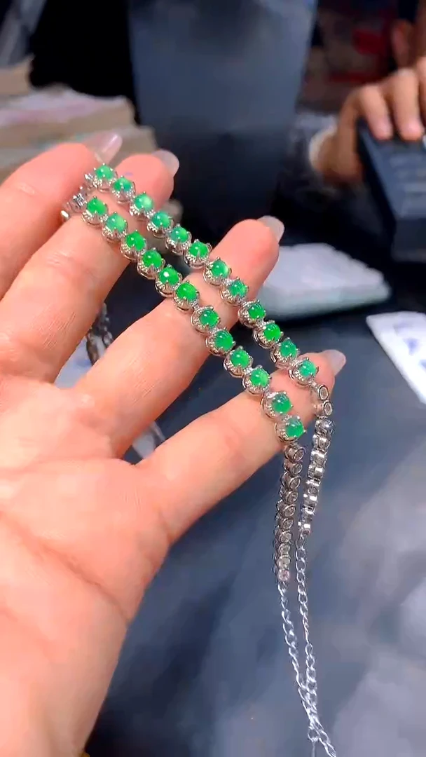 【闪购商品】定制翡翠未镶嵌12-多样性发货（发其一）