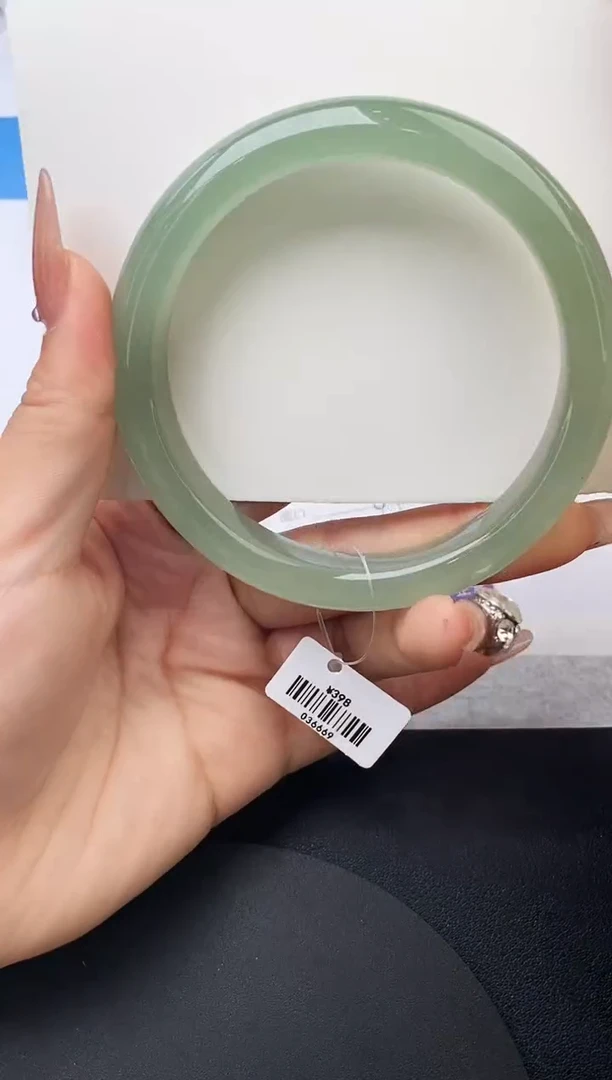 未镶嵌手镯石英质玉w201-DB64+