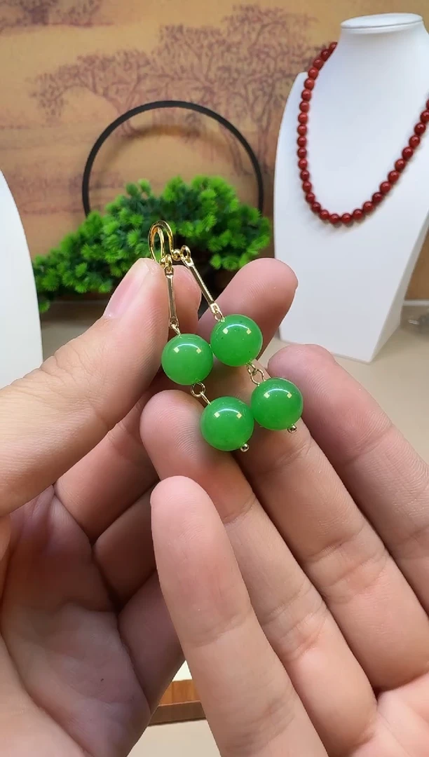 颈饰14K金镶嵌和田玉E242