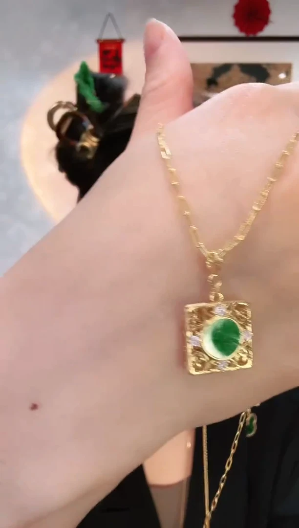 【闪购商品】翡翠颈饰银S925镶嵌吊坠