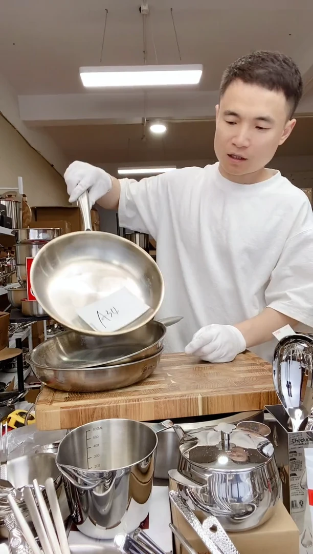 A34 微瑕伦凯24cm煎锅