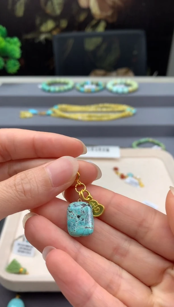 未镶嵌侧挂南红玛瑙W238