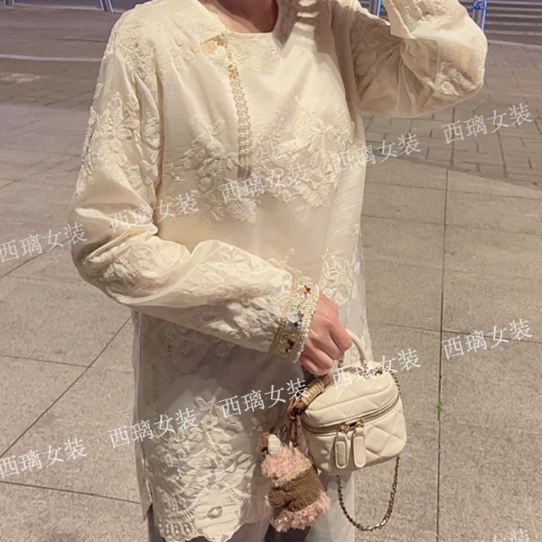 “胭脂花”2025春季新款新中式袖口钉珠刺绣宽松上衣小衫衬衫打底衫